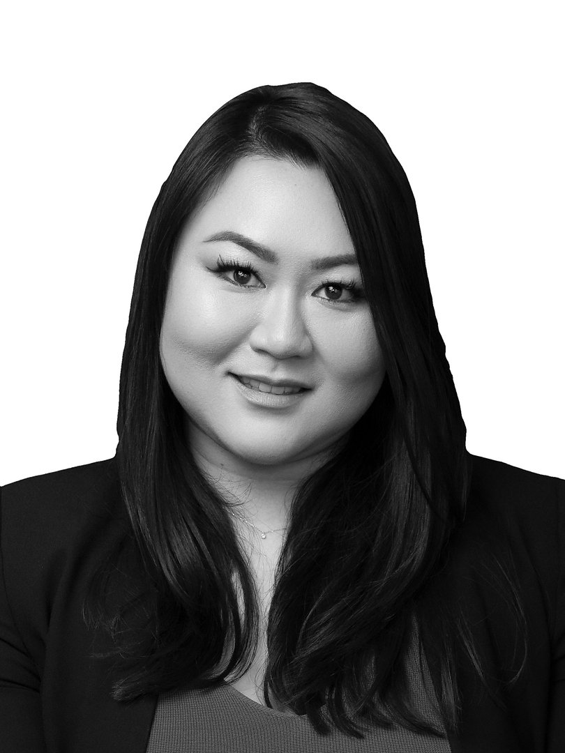 Naomi Ng, Sales Associate at 