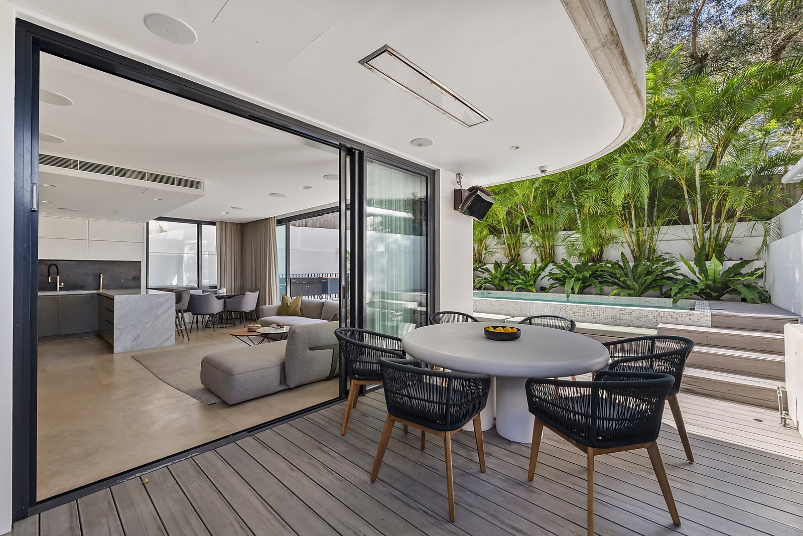 5/89 Bream Street, Coogee Auction by Sydney Sotheby's International Realty - image 1