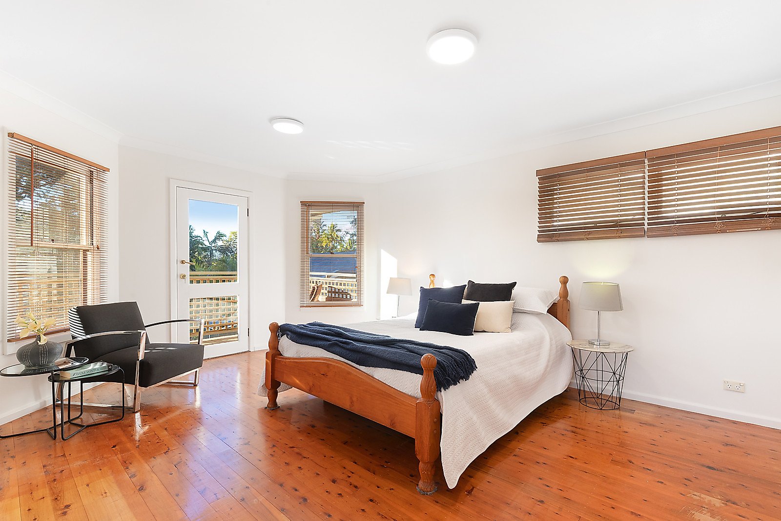 36 King Street, Manly Vale Auction by Sydney Sotheby's International Realty - image 1