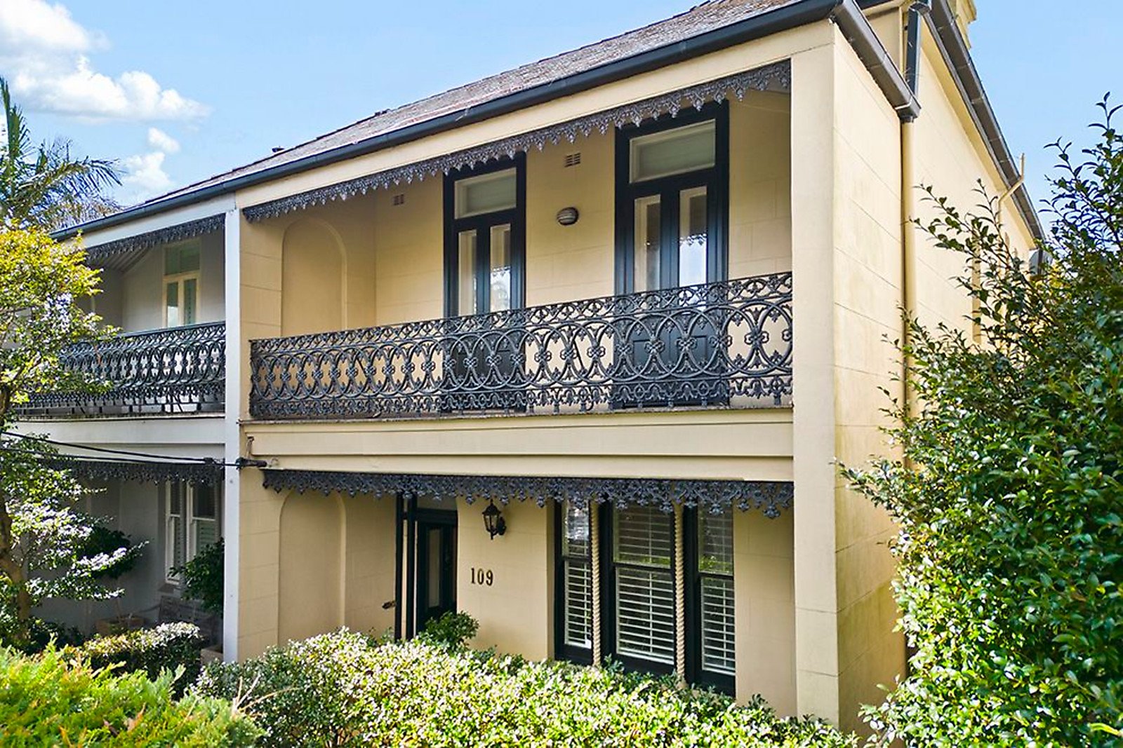 109 Ocean Street, Woollahra Sold by Sydney Sotheby's International Realty - image 1