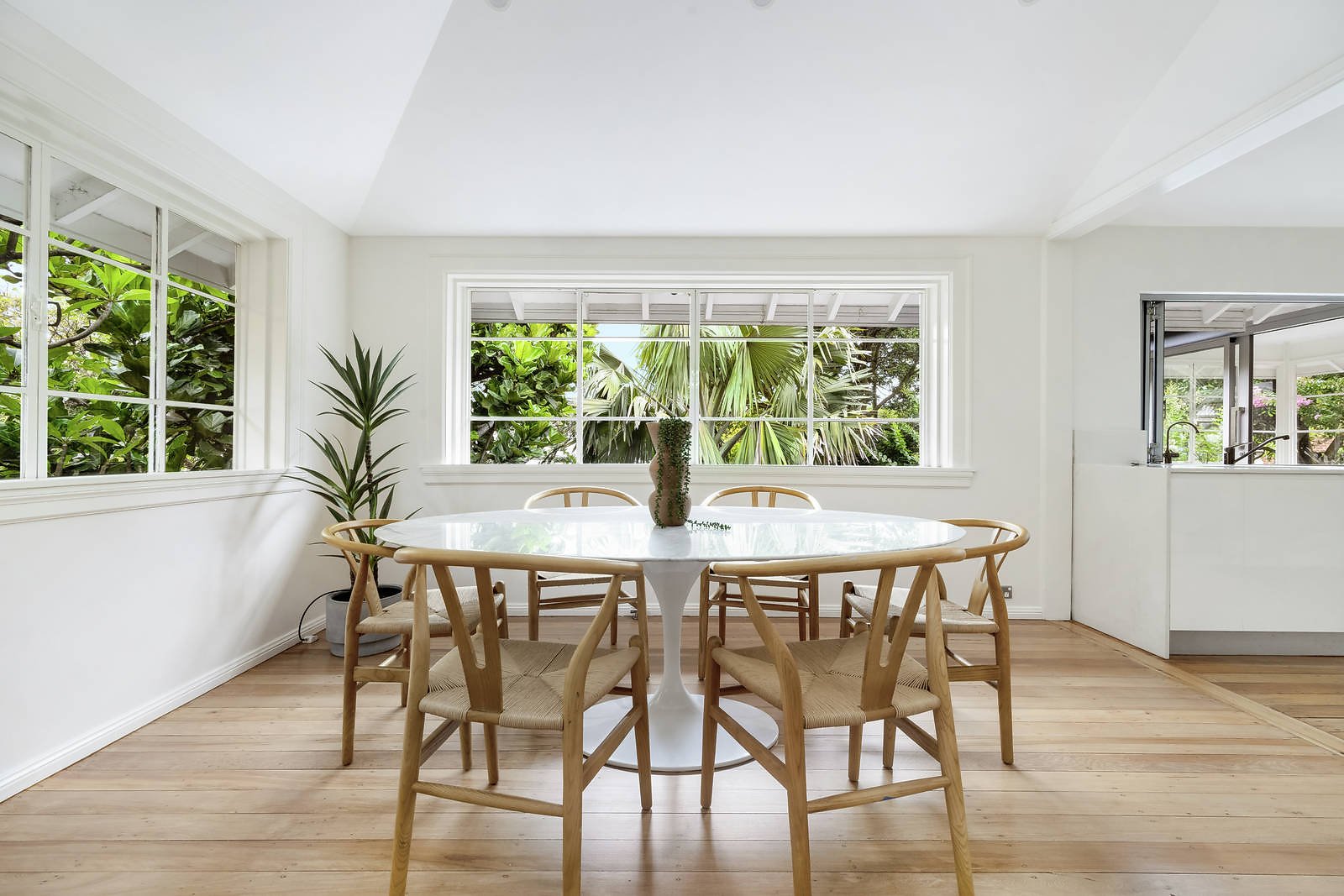 21 Howard Street, Randwick Auction by Sydney Sotheby's International Realty - image 1