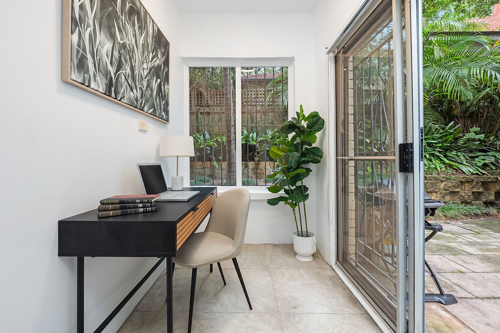 2/24 Cooper Street, Double Bay Auction by Sydney Sotheby's International Realty - image 1