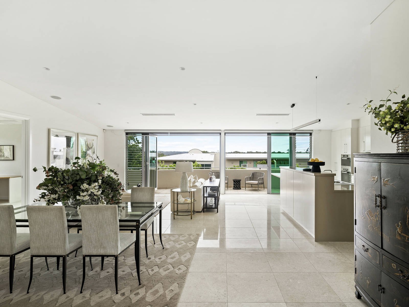 9/8 Havilah Lane, Lindfield Auction by Sydney Sotheby's International Realty - image 1